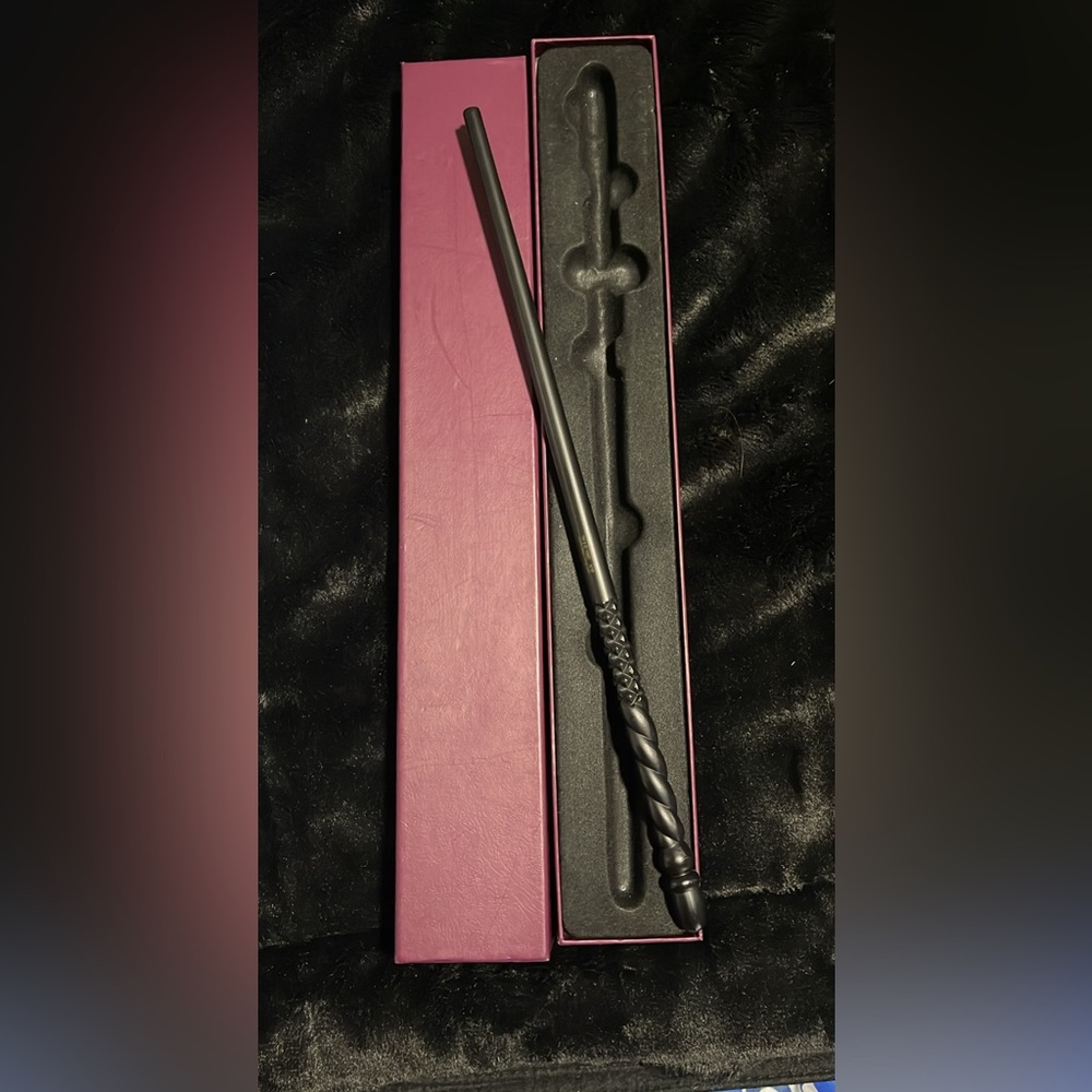 Universal Studios Harry Potter Interactive Spell Wands Ginny Weasley